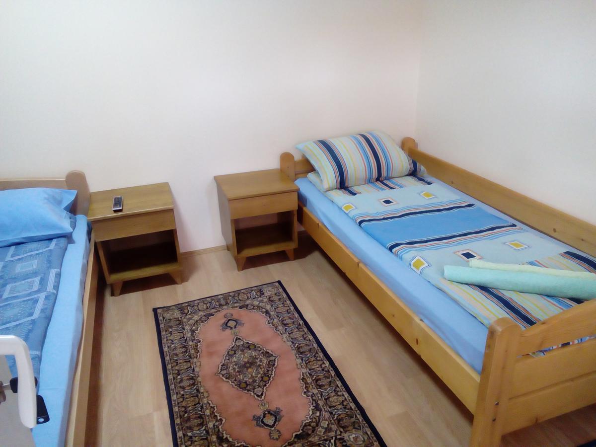 Guest House Mirijevski Konak Belgrado Exterior foto